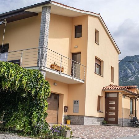 Borea Rooms - Sobe Budanje Vipava Bagian luar foto