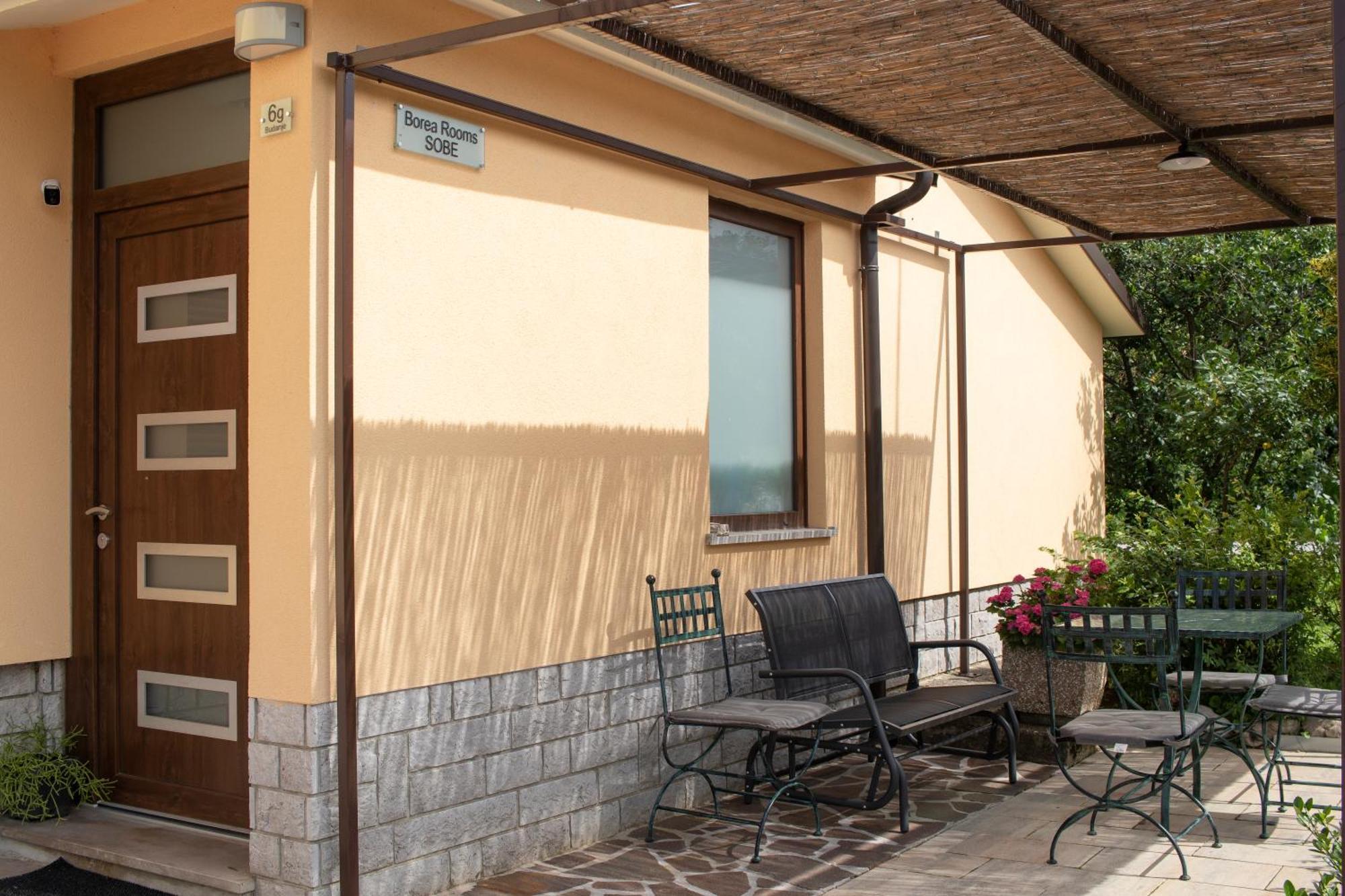 Borea Rooms - Sobe Budanje Vipava Bagian luar foto
