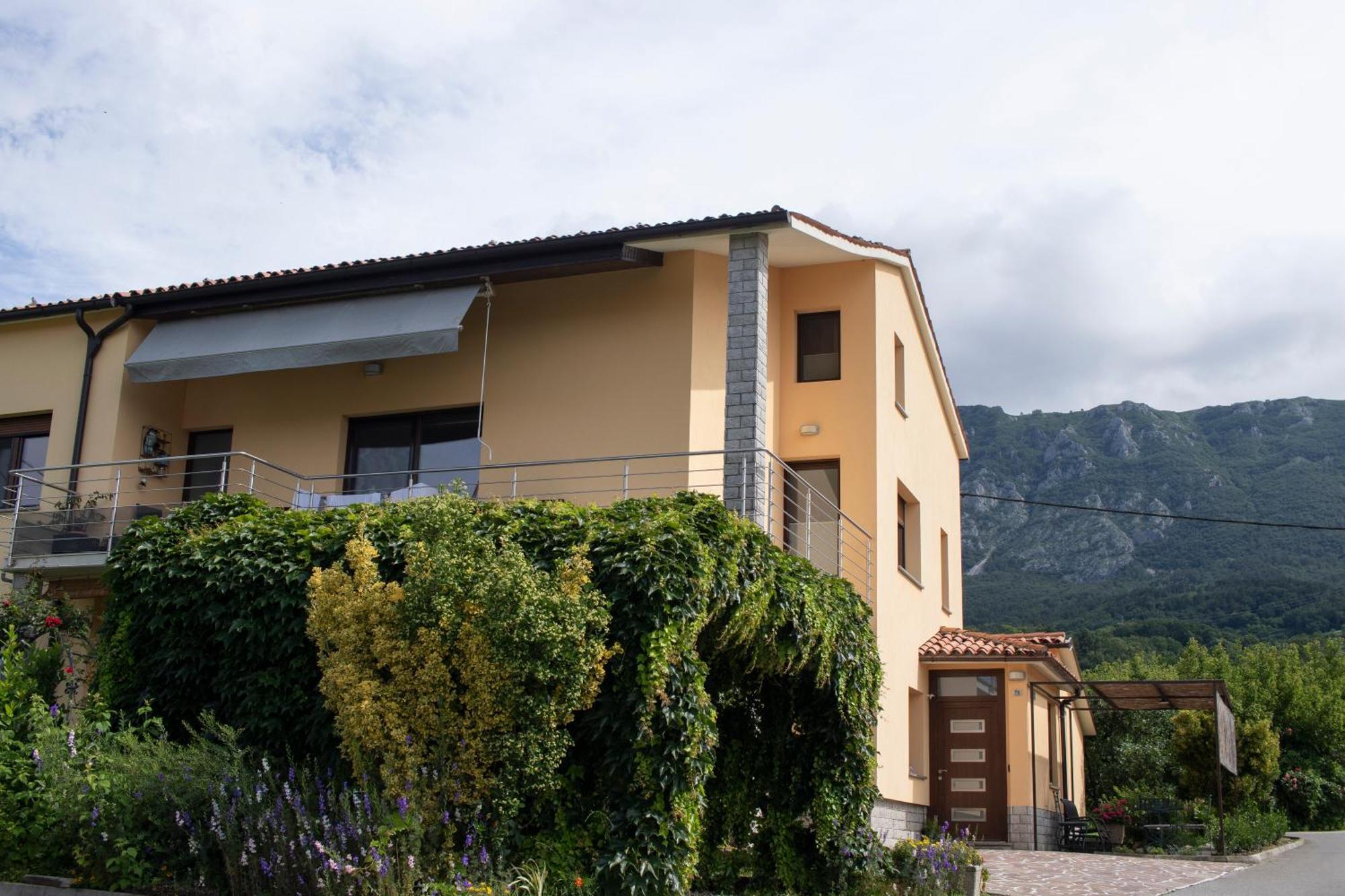 Borea Rooms - Sobe Budanje Vipava Bagian luar foto