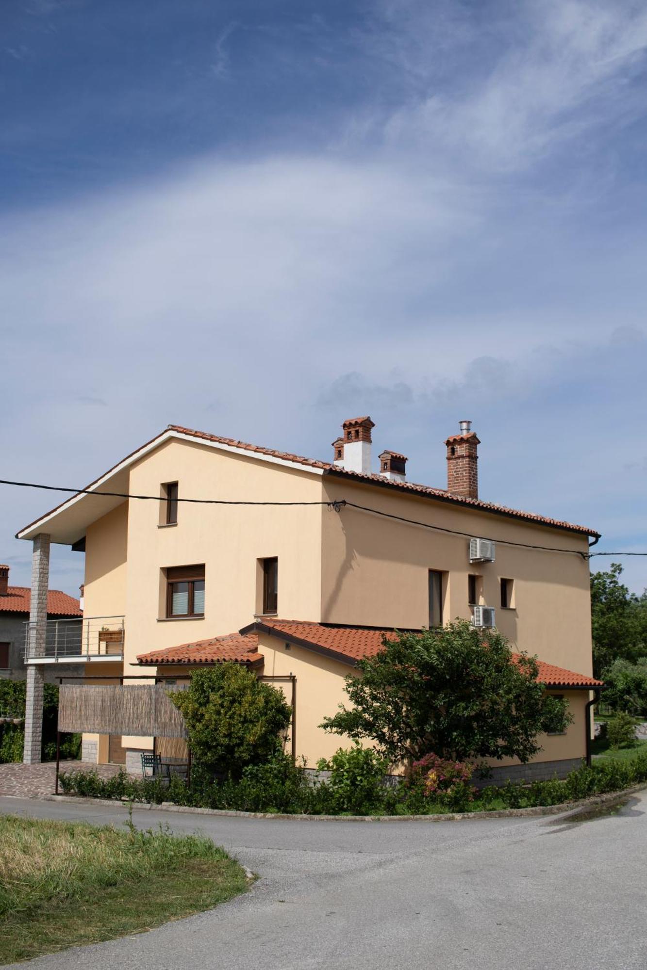 Borea Rooms - Sobe Budanje Vipava Bagian luar foto